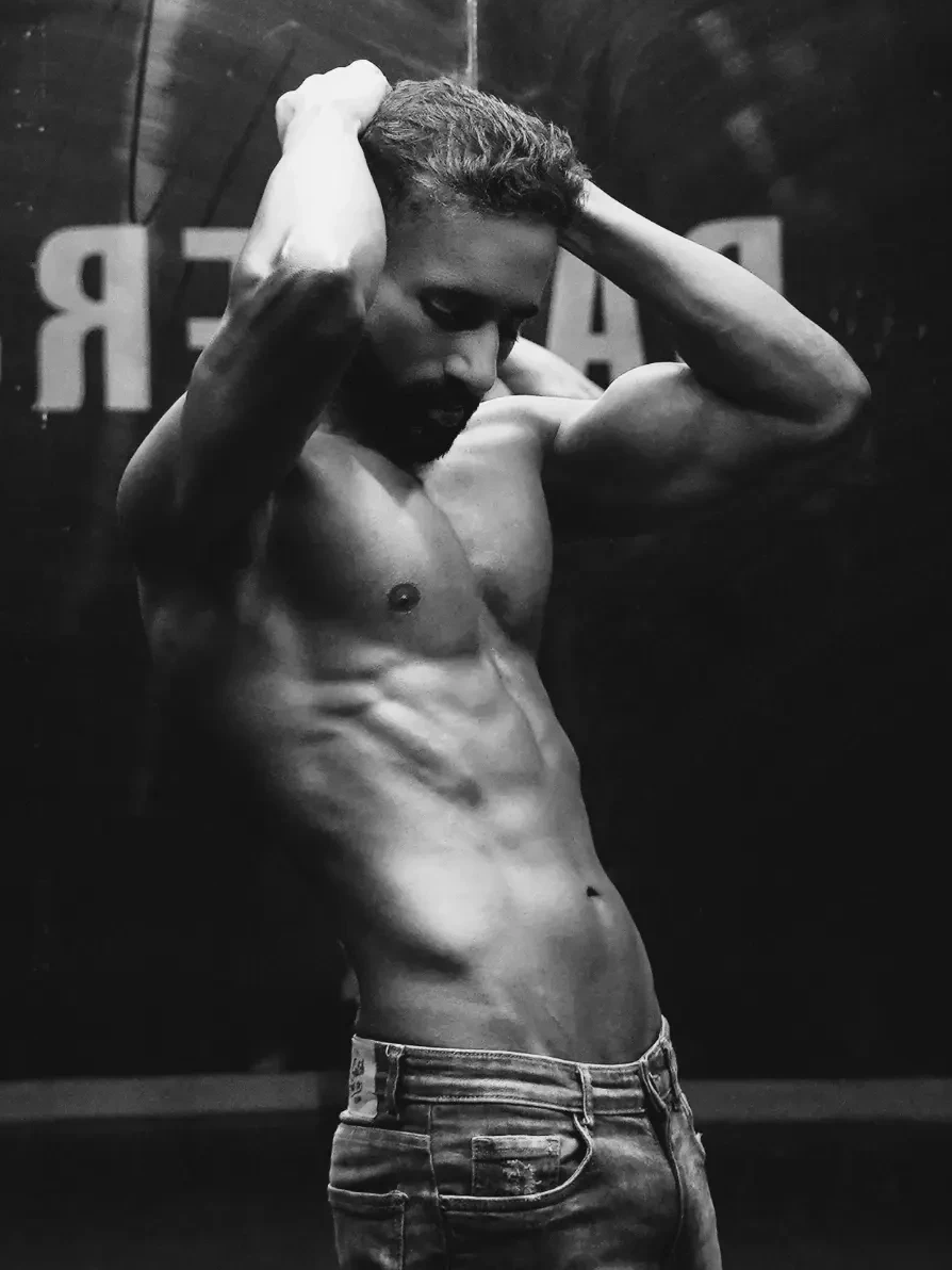 Natural bodybuilding physique
